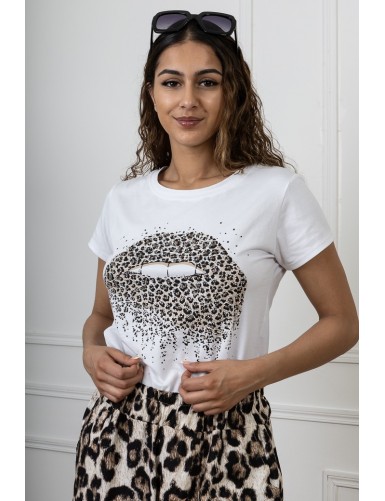 T-shirt avec du léopard...