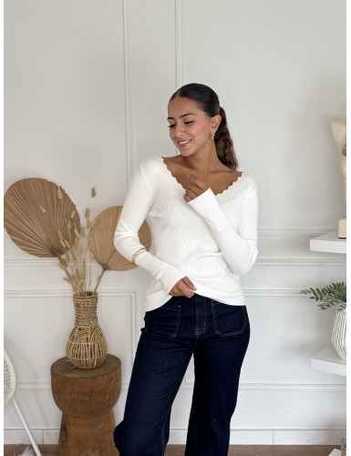 Pull en fines maille blanc...