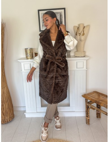 Manteau fausse fourrure...