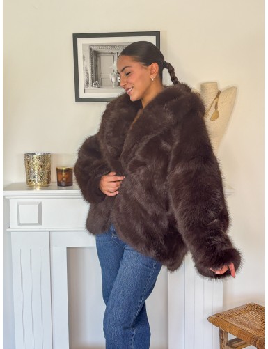 Manteau fausse fourrure...