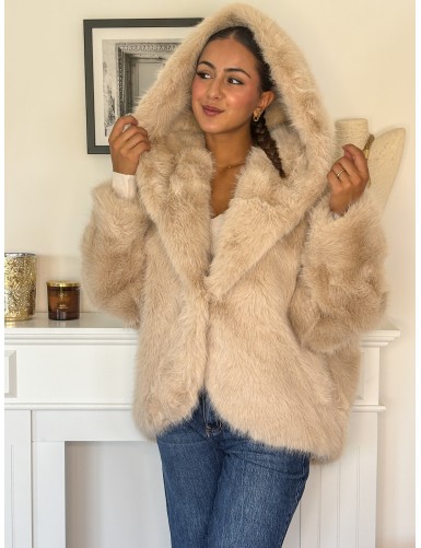 Manteau fausse fourrure...