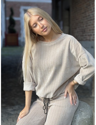 Ensemble unicolore doux...