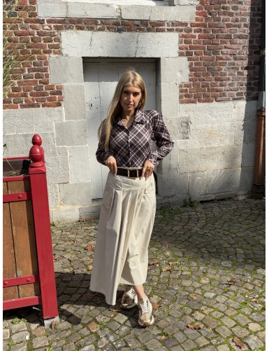 Jupe longue épaisse beige...
