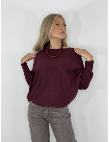 Pull rond et ample bordeaux...