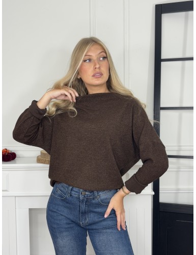 Pull col rond et paillette...
