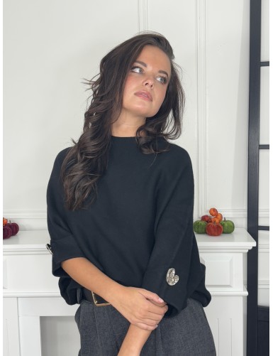 Pull avec broche et ample...