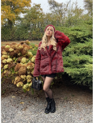 Manteau fausse fourrure...