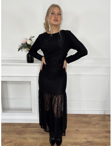 Robe longue et légère noire...