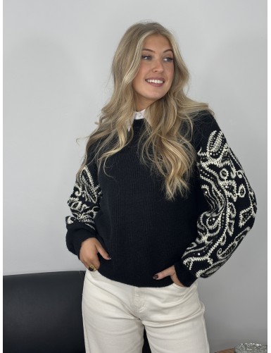 Pull ample à motifs noir...