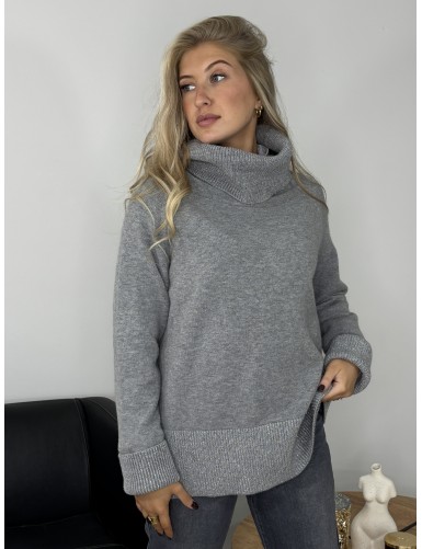 Pull col roulé à paillettes...