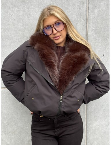 Veste chaude à fourrure...