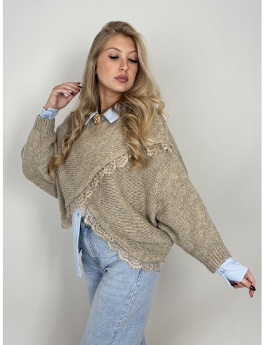 Pull à dentelles unie beige...