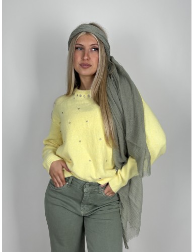 Pull col rond à strass...